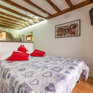 Apartamento Largo Di Torre Argentina Cozy, Roma