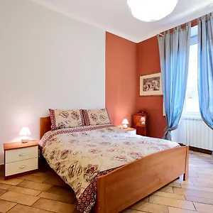 elegant-flat-in-the-center-of-milan.italymilanhotels.net/